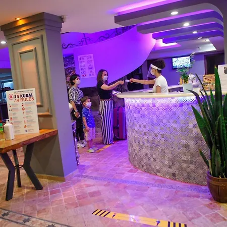 Atak Lägenhetshotell Alanya