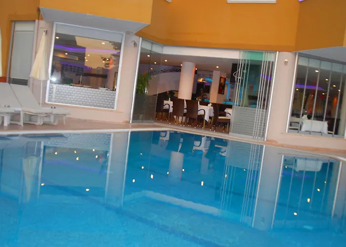 阿塔克公寓式酒店 阿拉尼亚