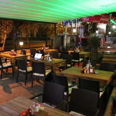 公寓式酒店 阿塔克公寓式酒店 阿拉尼亚